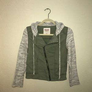 Women’s jean jacket